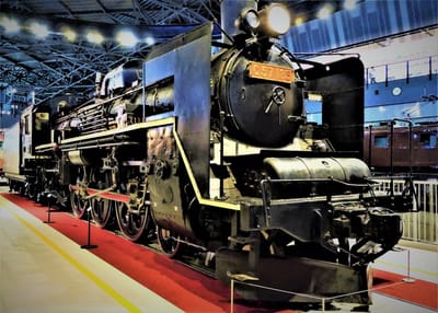 最後の定期旅客列車　<<国鉄C57形蒸気機関車>>