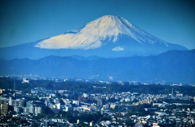 "ザ・タワー横浜北仲"の、展望台から見る 霊峰 "富士山"🗻