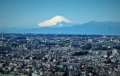 　🗻「ザ・タワー横浜北沖」46階 展望台から見る富士山 !