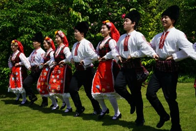ブルガリア・フォークダンス