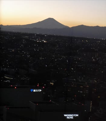🗻「ザ・タワー横浜北沖」46階 展望台から見る夕景 ！