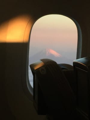 富士山が見えました　日本に戻って来たね