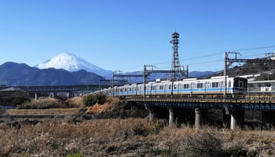 　" 小田急 小田原線 "と、🗻 "富士山" とのコラボ !