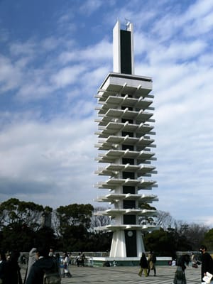 　　　【東京】　　駒沢公園　"オリンピック記念塔"