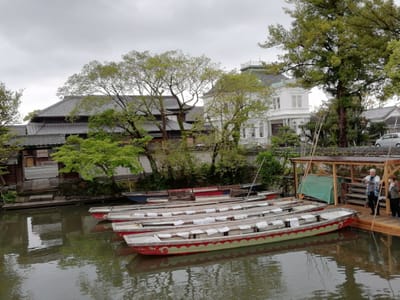 「水路と船」１     柳川散策  (４つのグルメと７つの旅情、佐賀福岡下関ツアー１日目）    2023年４月7日