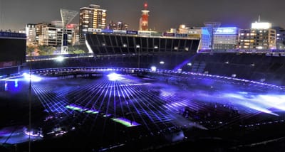 　⚾　横浜スタジアム (ハマスタ) 、光と音で幻想的に　…　ボール パーク ファンタジア BALLPARK FANTASIA 開幕 !!