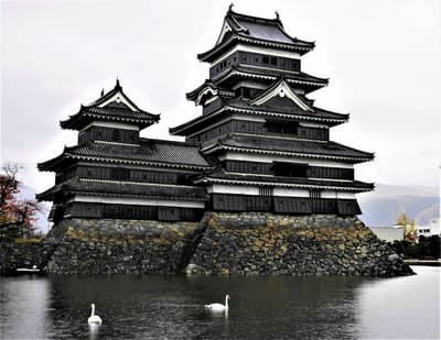 <お気に入りの写真>　" 松本城 "（まつもとじょう）