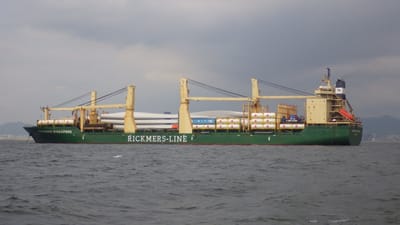 風力発電（１）ブレードを運ぶ貨物船