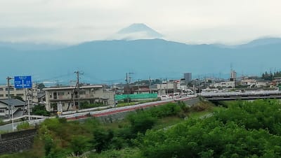 甲府駅付近から見えた富士山　　　入笠山周辺ハイキング    (富士見パノラマリゾート③)     2021年6月18日