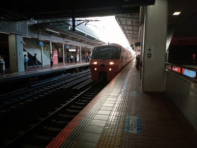 今、ＪＲ九州各列車に乗り鉄しています。
