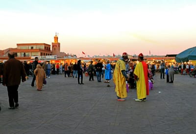 ジャマエル・フナ広場　（モロッコ）