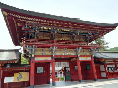 「再び楼門 」これで最後  祐徳稲荷神社    (ハウステンボスと絶景ツアー１日目)     2023年５月11日