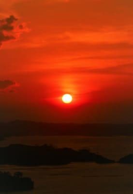特別名勝松島の夏至ー満月・渡月橋と落陽の大高森を京都へ