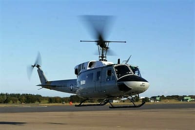 🔵 これぞ令和の陸自ヘリ 待望の新型「UH-2」スバルから引渡し UH-1から格段進化 フレア撒けます