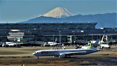 ✈ 日本の空から「大型旅客機」が消える？　JAL「500人乗り機」退役が意味すること … Boeing 777-300型機