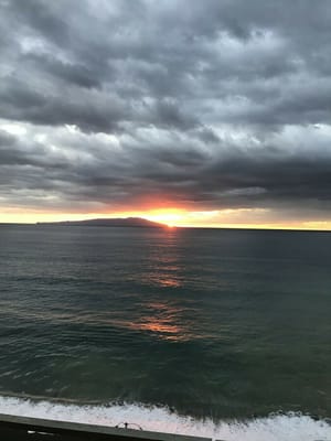 大島からの日の出