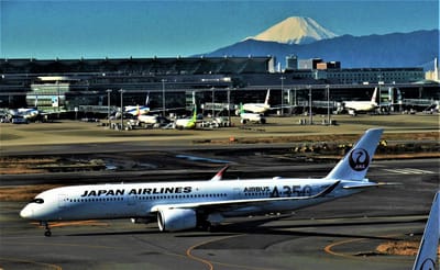 　✈　JAL（日本航空）　エアバス A350-900機　✈  BIG !