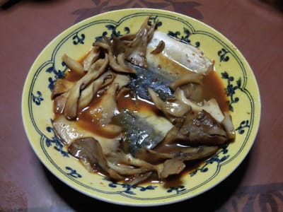 鯖と舞茸の麻婆ソース煮