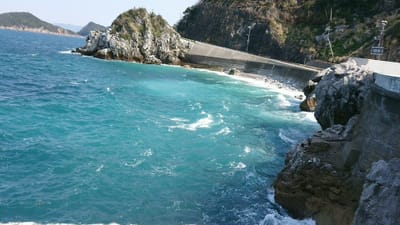 和歌山の由良の近くの海