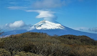 <お気に入り> 箱根 "駒ヶ岳山頂"から見る富士山の笠雲 ⛅