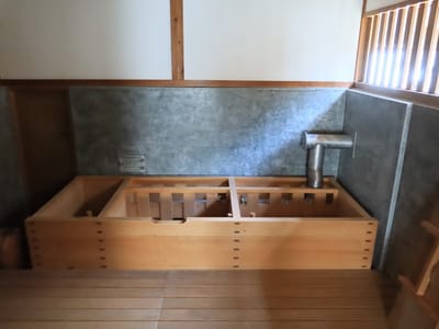 八景島旧伊藤博文金沢別邸　お風呂　煙突を毎年修理したらしい