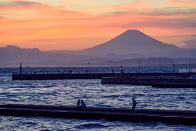 江の島大橋から見る富士山夕景