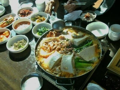 韓国料理🍲豆腐海鮮チゲ