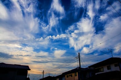 朝の雲模様