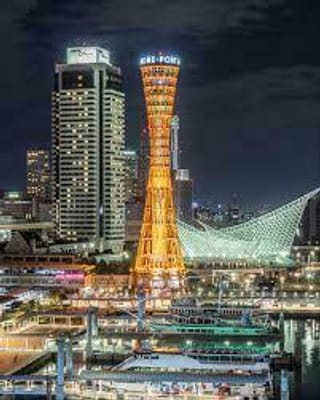 神戸市民のシンボル～ライトアップしたポートタワー(^^♪