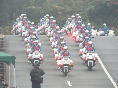 第４４回福岡県警察白バイ安全運転競技大会～選手入場１