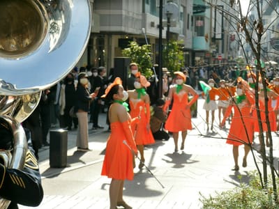 　 　◎　横浜元町 ショッピング ストリートで、「セントパトリックデー・パレード」