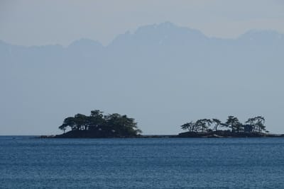虻ガ島と剱岳