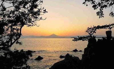 <お気に入り>🗻森戸海岸（森戸神社）からの富士山の夕景