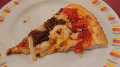 三角のピザ