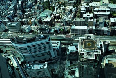 横浜ランドマークタワー「スカイガーデン」から見る眺望