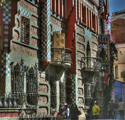 バルセロナ散歩　街中の建物など　カサ・ビセンスCasa Vicen