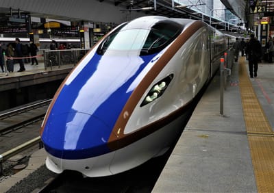 🚝 新型 北陸新幹線 E7系の青い「かがやき・はくたか・つるぎ・あさま」上越新幹線の「とき」「たにがわ」にも。
