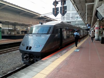 今、ＪＲ九州各列車に乗り鉄しています。