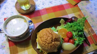 ◆：◇ 昼食：ハムエッグハンバーガー・ランチ　　　　　　　　　（帰還後初食事）_20231019