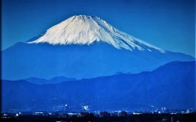 　　横浜市　" みなとみらい "から見る 🗻富士山