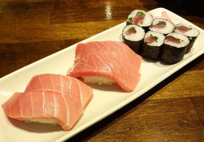 石垣島「ひとし」の「まぐろ寿司」