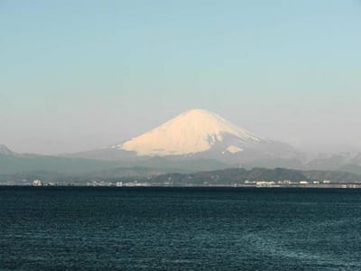 江の島から見た富士山