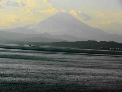 稚児ケ淵の見晴台から見た富士