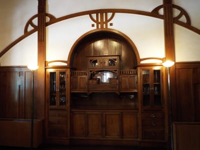 国重要文化財の旧松本家洋館１階リビングルーム