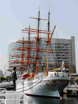帆船日本丸〜MM21