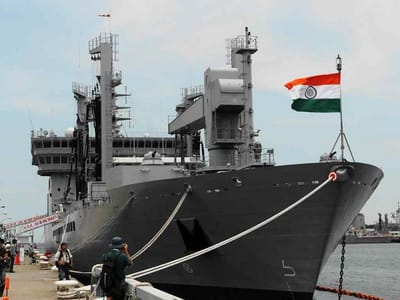 インド海軍艦艇　SHAKTI